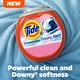 thumbnail image 2 of Detergente en cápsulas Tide Power Pods 2 en 1 con Downy 18 quilates, 2 of 3