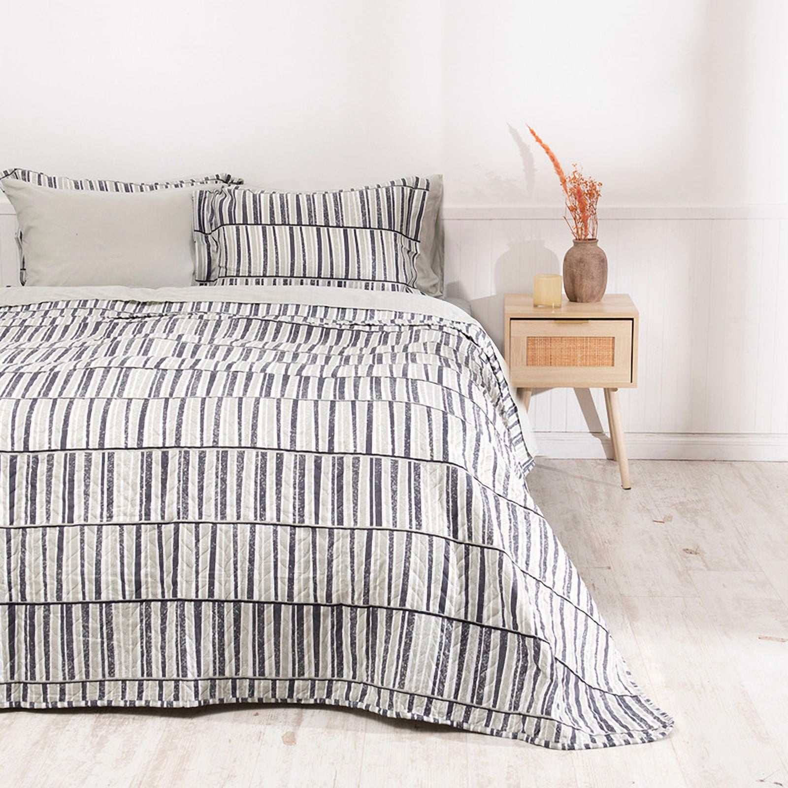 Mashini - Set Quilt Est + Sabana Lisa King Piano