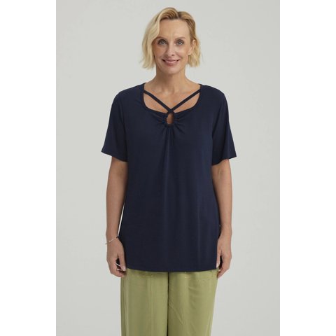 Fashionspark - Polera Mujer Detalle Cuello Azul Oscuro