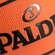 thumbnail image 4 of Baloncesto Spalding Varsity TF-150 para exteriores, tamaño 7 (29,5 cm), 4 of 7