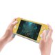thumbnail image 2 of Funda protectora Grip Laimax para Nintendo Switch Lite, color amarillo, 2 of 7
