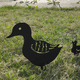 thumbnail image 4 of Letreros decorativos de metal para jardín, diseño de animales, estilo art déco (4 piezas, negro, pato), 4 of 5