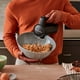 thumbnail image 3 of Batidora de mano inalámbrica KitchenAid Go™ KHMR762 con batería, 3 of 3