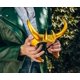 thumbnail image 5 of Réplica de utilería: Corona, presidente Loki, exclusiva de Marvel Studios, 5 of 9