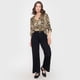 thumbnail image 4 of Blusa Mujer Cuello Camisero M/L Print Café Corona, 4 of 5