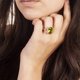 thumbnail image 2 of Anillo BERTHA Juliet chapado en oro amarillo de 18 quilates con circonita cúbica verde claro, 2 of 3