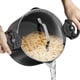 thumbnail image 1 of Olla para pasta EATEX 5 L con tapa coladora antiadherente negra, 1 of 9