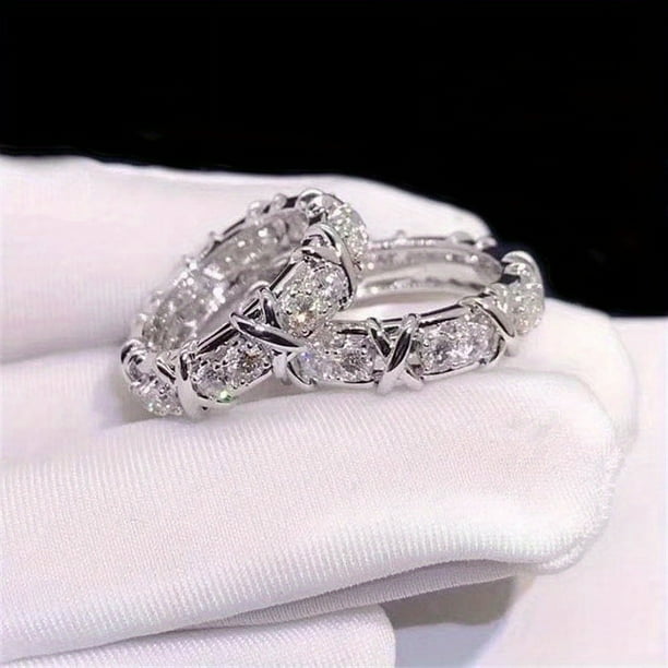 Gorgeous Golden Hip-hop Ring with White Zircon - Perfect for Weddings or Everyday Wear!