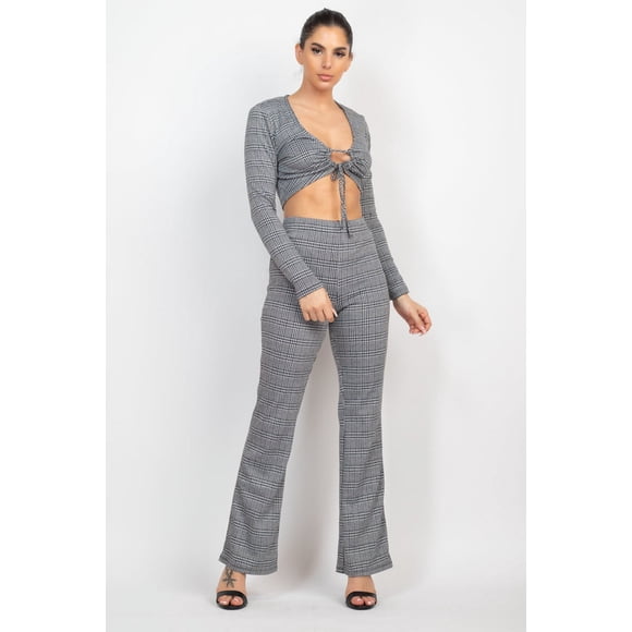 Conjunto de Top y Pantalón de Manga Larga con Corte a Cuadros en Blanco y Negro