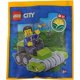 thumbnail image 2 of Figura de Juguete LEGO Trabajador de la Ciudad con Cortacésped, 2 of 6