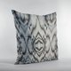 thumbnail image 3 of Almohada Ikat Dream de Plutus Brands, color azul, negro y crema, 100% lino, 3 of 5