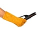 thumbnail image 3 of 13 pulgadas, guantes de soldadura de cuero, resistente al calor / fuego, guantes grandes para barbacoa, forja, hornear, horno, estufa, olla, 3 of 3