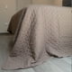 thumbnail image 3 of Cubrecama Premium Verano-Otoño King Color Cafe Ultra Suave y Liviano WAKESHOME, 3 of 5