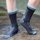 thumbnail image 3 of Xiao Hua 1 Par de Calcetines Impermeables para Hombre y Mujer Calcetines Tejidos Transpirables, Adecuados para Senderismo, Vadeo, Correr, Esquiar, Empalme Negro y Gris, 3 of 4