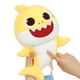 thumbnail image 2 of Peluche Pinkfong Baby Shark Cantante 33 cm, 2 of 2