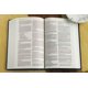 thumbnail image 4 of Biblia HarperCollins de aspecto cuero, azul, con letras rojas, 4 of 7