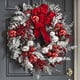 thumbnail image 2 of Corona navideña artificial de ratán con nieve flocada, árbol invertido, lazo rojo, cinta, bolas brillantes, decoración navideña para puerta, guirnalda colgante para fiesta, 2 of 5