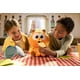 thumbnail image 4 of Peluche Animagic Baby Garfield de 25 cm con lasaña y antifaz, 4 of 8
