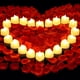 thumbnail image 1 of Pétalos de rosa artificiales con velas de té LED sin llama, 1 of 7
