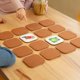 thumbnail image 2 of Juego de Memoria Jungle Pals de Peapod Play, 16 piezas de fieltro, 2 of 9