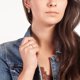 thumbnail image 5 of Anillo Elegant Confetti Petunia 18k Oro Apilable, 7 CZ, 5 of 9