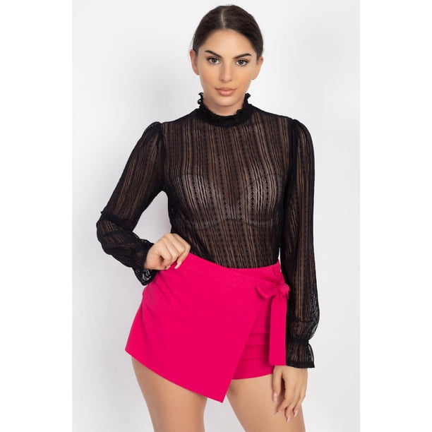 Top de Encaje con Cuello Simulado y Volantes