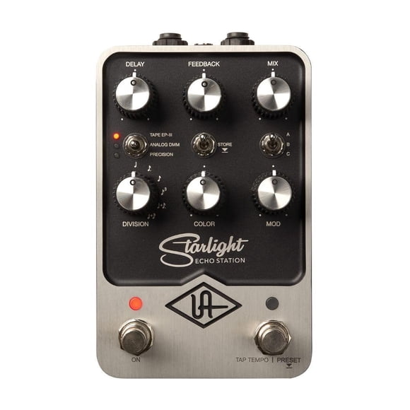 Pedal de retardo Universal Audio UAFX Starlight con Tape Echo