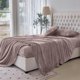 thumbnail image 5 of Juego de sábanas Elegant Comfort con forro polar de franela y terciopelo Cal King Taupe, 5 of 9