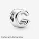 thumbnail image 4 of Caja de regalo Charm Pandora con letra C del alfabeto de plata de ley, 4 of 7