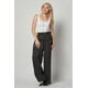 thumbnail image 3 of Pantalones Anchos de Satén con Bolsillos Cargo, 3 of 5