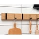 thumbnail image 2 of Perchero de pared plegable de madera natural con 5 ganchos, estante de pared autoadhesivo, colgador de llaves, organizador de pared de madera para baño, sala de estar, dormitorio, oficina y cocina., 2 of 5