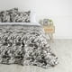thumbnail image 1 of Quilt Cosido estampado MF King Iris, 1 of 3