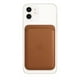 thumbnail image 2 of iPhone Leather Wallet Con MagSafe Marron, 2 of 2