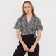 thumbnail image 2 of Blusa Mujer Camisera Cruzada Negro Cebra Corona, 2 of 5
