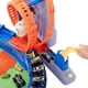 thumbnail image 3 of Juguete Monster Trucks Volcano Arena Playset, 3 of 5