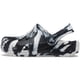 thumbnail image 1 of Zuecos Crocs Clásicos Marmoleados Tie-Dye Negro Blanco Talla 11, 1 of 7