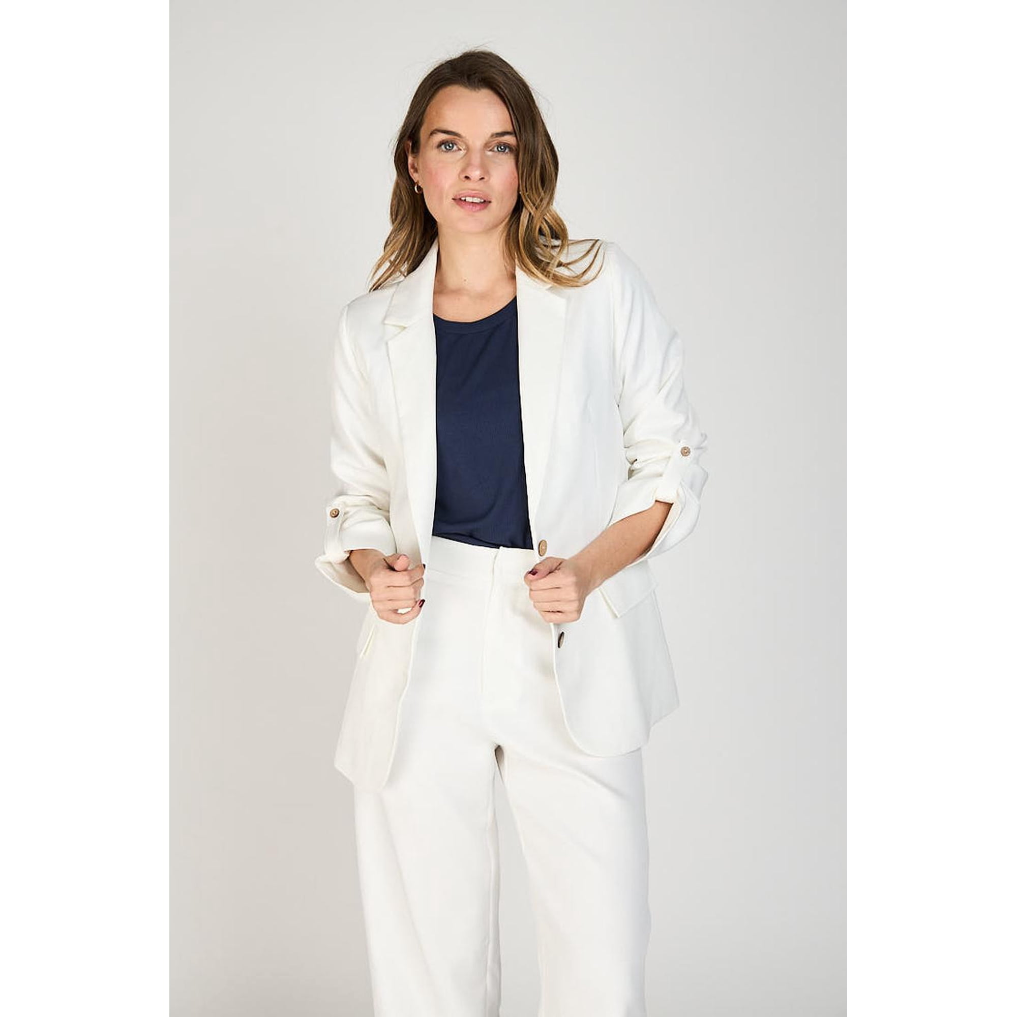 Blazer Con Loop Emma Eclipse Crema L