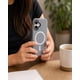 thumbnail image 3 of Carcasa Protectora Premium MagSafe Para iPhone 17, 3 of 5
