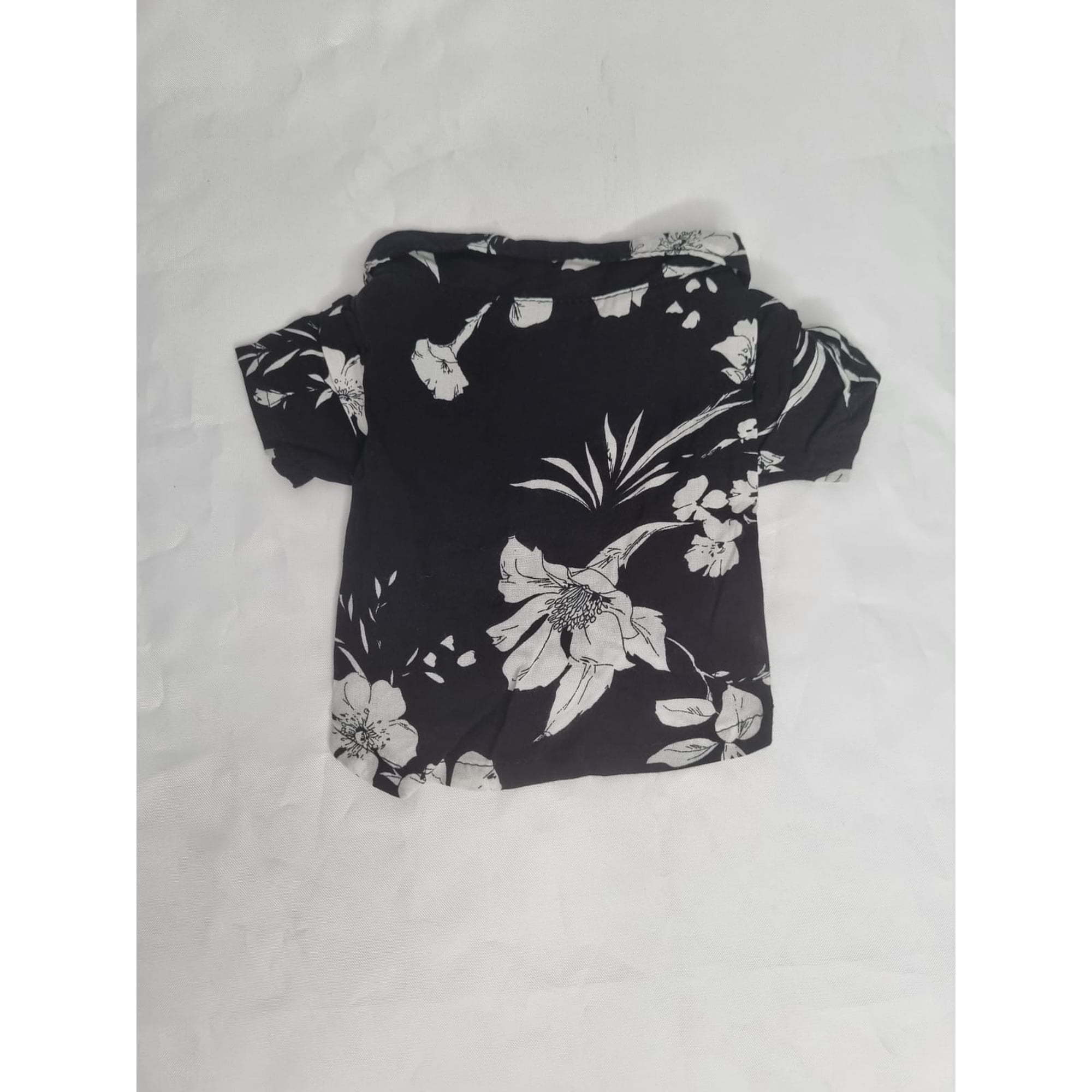 Guayabera mascota negra talla XS corta