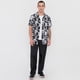 thumbnail image 4 of Guayabera Hombre Night Print Flores Negro Corona, 4 of 5