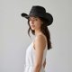 thumbnail image 1 of Sombrero Vaquero Tejido Estilo Cowboy Playa, Festival, Moda negro Talla Única, 1 of 5