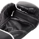 thumbnail image 4 of Guantes de Boxeo Venum Challenger 2.0 Negro/Blanco 453 g, 4 of 8