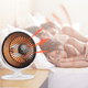 thumbnail image 4 of Mini ventilador de circulación de aire personal clásico retro, 4 of 5
