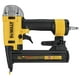 thumbnail image 1 of Grapadora Finish DEWALT DWFP1838, calibre 18, con motor de larga duración, 1 of 3