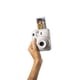 thumbnail image 3 of Cámara De Película Instantánea Instax Mini 12 Clay White, 3 of 8