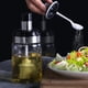 thumbnail image 3 of Tarro para salsa, de vidrio transparente, con cuchara y tapa, ideal para almacenar condimentos, especias, sal y azúcar., 3 of 5
