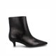 thumbnail image 1 of Botín Mujer Bata Synthetics Negro, 1 of 5
