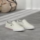thumbnail image 2 of Zapatos Tommy Hilfiger Lezari blanco/blanco para mujer talla 7M, 2 of 8
