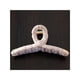 thumbnail image 1 of Traba Metálica Garra Tiburón Para Cabello Infinity Beige, 1 of 2