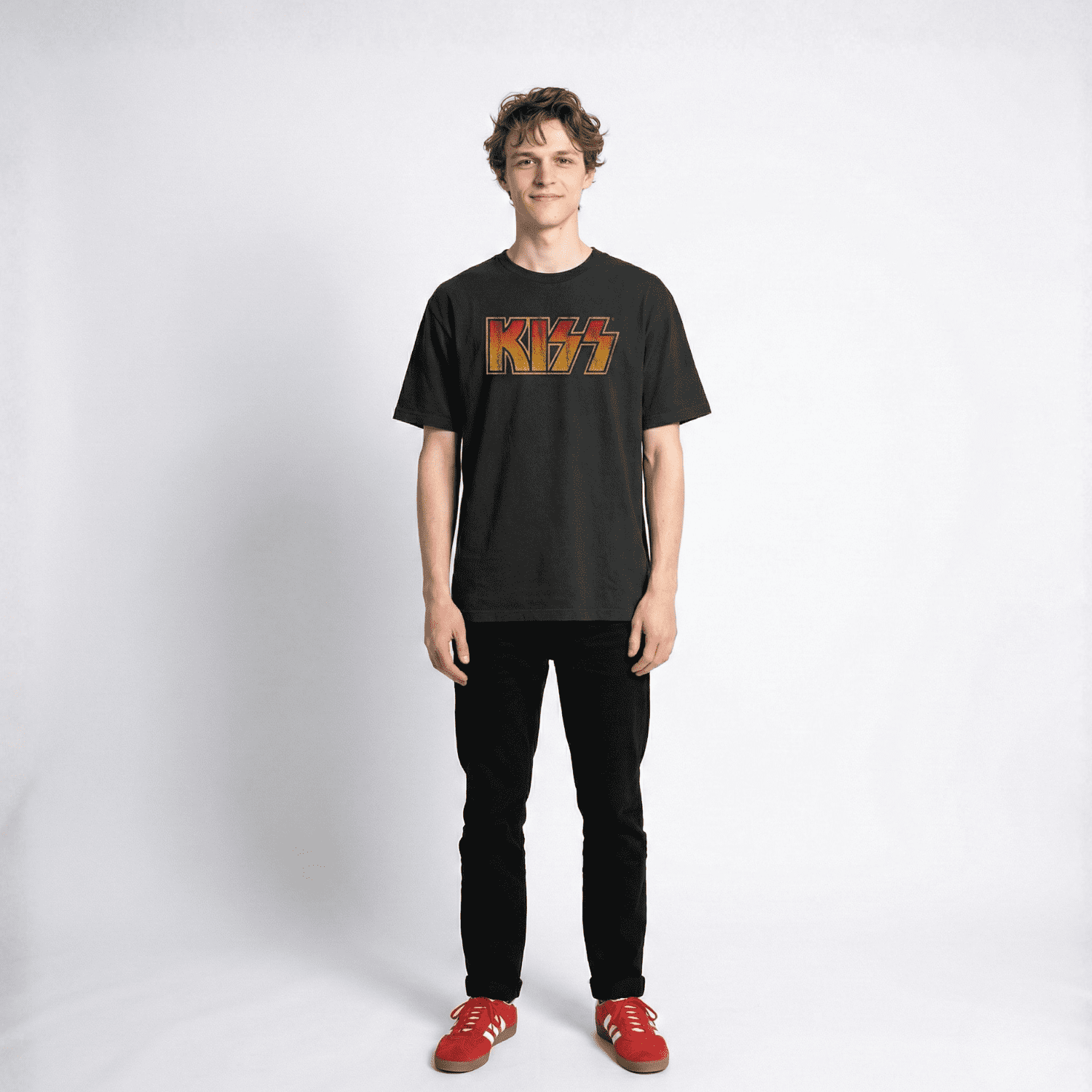 Polera Manga Corta Hombre Logo Negro Kiss